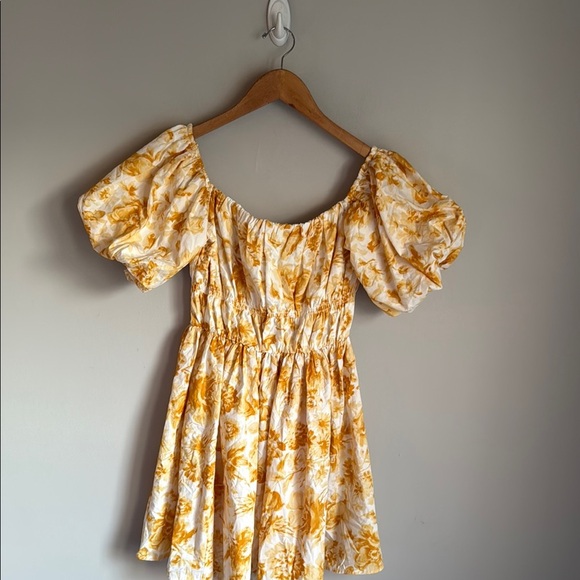 Abercrombie floral off-The-Shoulder Puff Sleeve Mini Dress medium - Picture 2 of 13